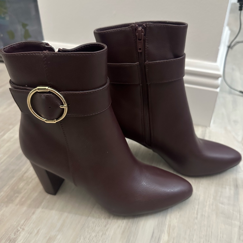 Brand New Jones New York Boots
